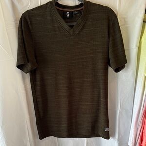 G by‎ Guess green V-Neck Tee size Medium